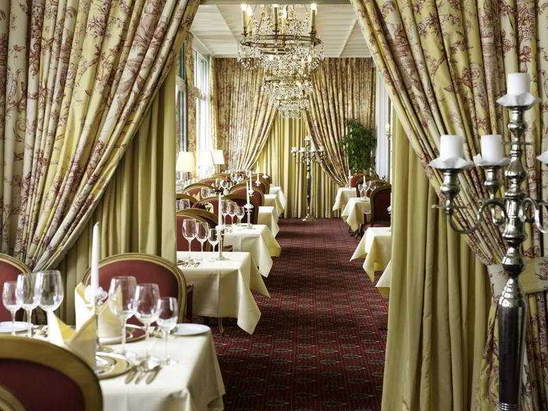 Hotel Bayerischer Hof Lindau  Ngoại thất bức ảnh Restaurant